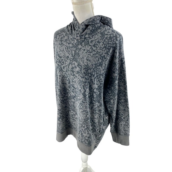 Garnet Hill Womens XL Leopard Animal Printed Side Button‎ Hoodie Sweatshirt - Picture 7 of 11